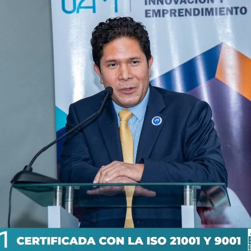 Dr. Yamil Guevara
